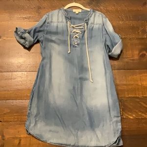 Women’s lightweight denim dress